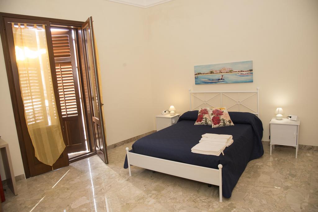 Palazzo Graziano Hotel แตร์ราซีนี ภายนอก รูปภาพ