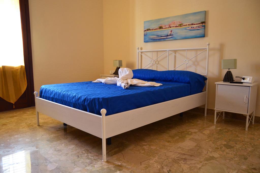 Palazzo Graziano Hotel แตร์ราซีนี ภายนอก รูปภาพ